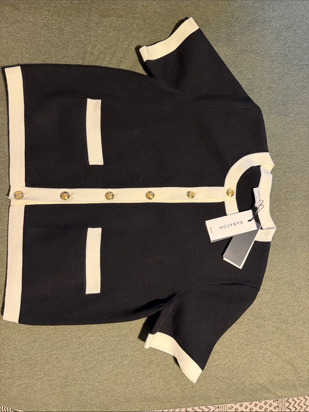 Aritzia Babaton Approach Shortsleeve Cardigan Sweater Black Size M NWT